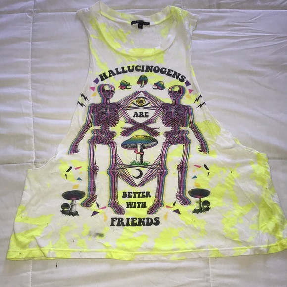 Truly Madly Deeply Tops - Hallucinogens are better with friends tee